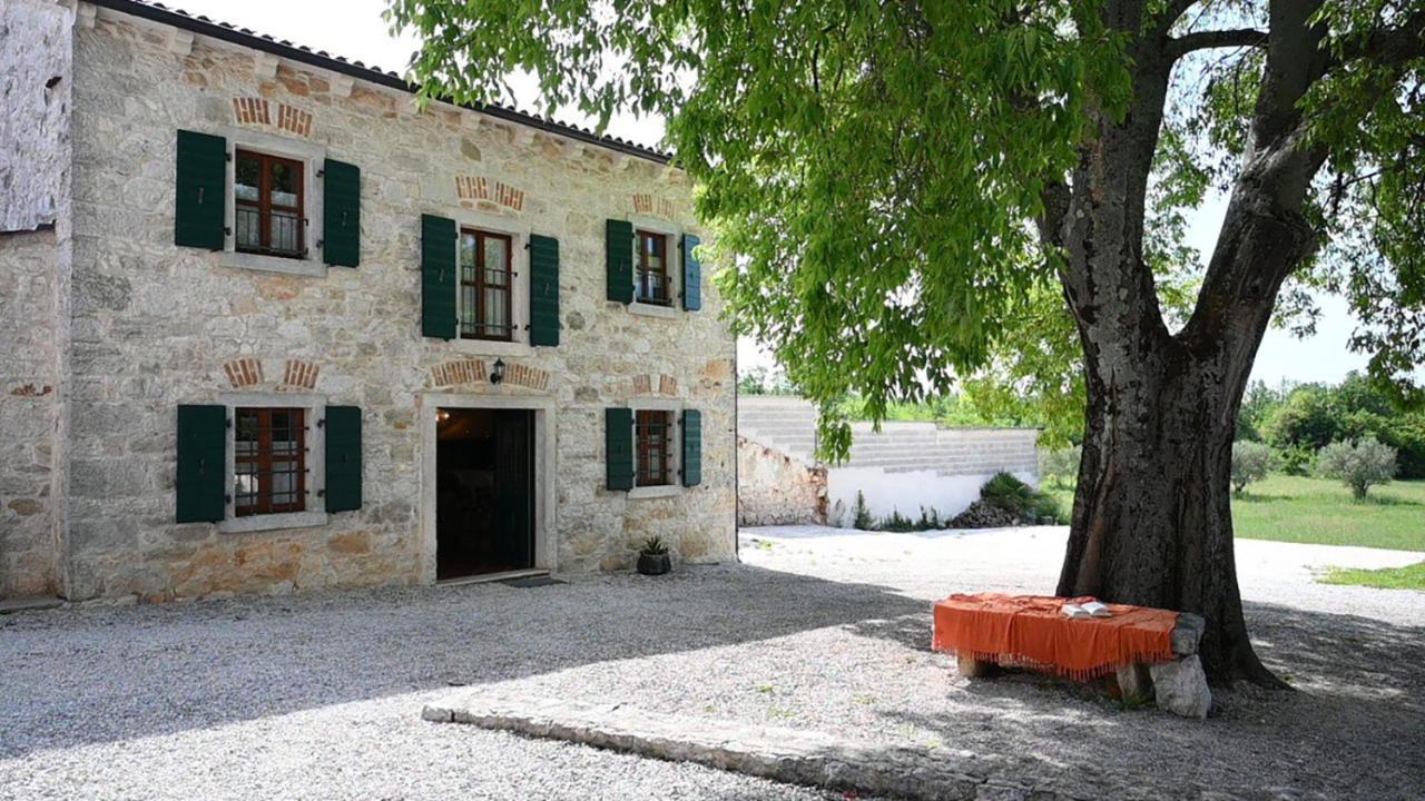Villa Antonci-18, Pool, 3 Houses, Jacuzzi, Private Territory Antonci  Extérieur photo
